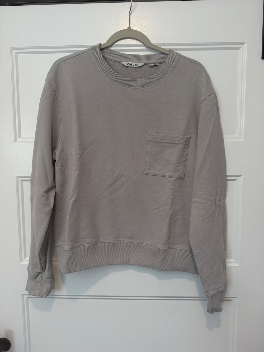 Orvis Women’s Crewneck Pocket Sweatshirt in Purple